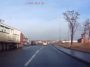 Lorry makes a very risky maneuver to avoid the accident and succeeds (Video)