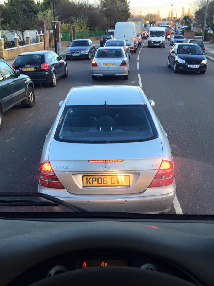 Car driver probably never took a look at his mirrors (Photo)