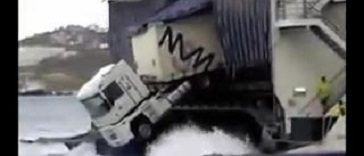 Lorry dangerously hanging on a back of a ferry (Video)